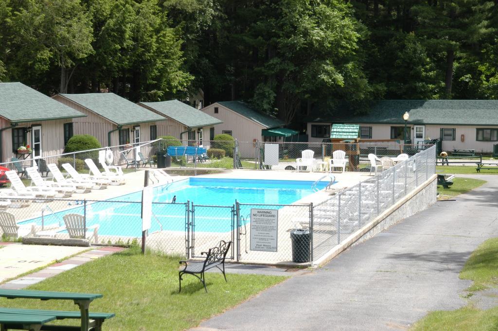 Lincoln Log Colony Hotel Lake George Szoba fotó