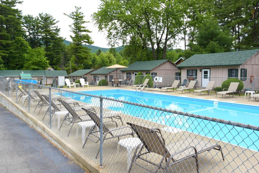 Lincoln Log Colony Hotel Lake George Kültér fotó