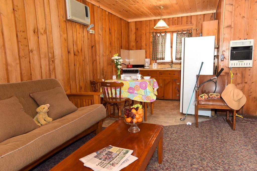 Lincoln Log Colony Hotel Lake George Kültér fotó